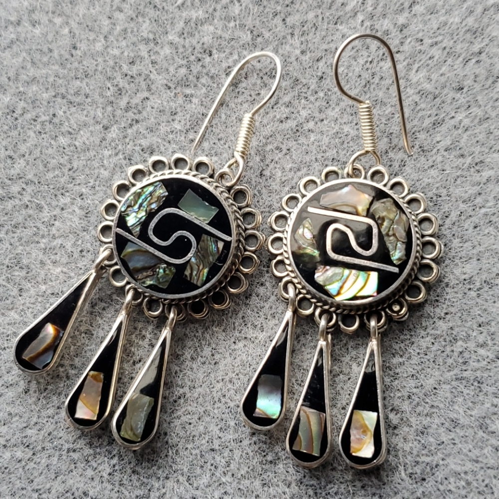 Taxco Mexico Onyx & Abalone Pin/Pendant & Earrings - Picture 4 of 11